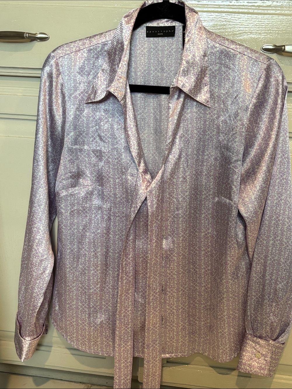 Apostrophe vintage Lavender Satin Tie-Neck long Blouse